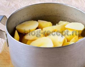 Marmellata di mele per l'inverno: ricette semplici a casa